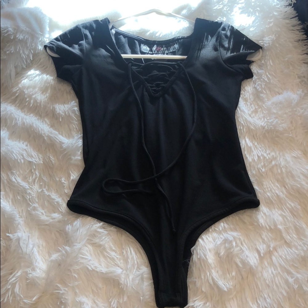 Black bodysuit like new!